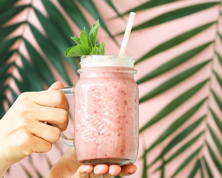 image Smoothie ananas pomme fraise
