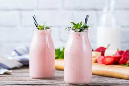 Smoothie lait fraise des îles