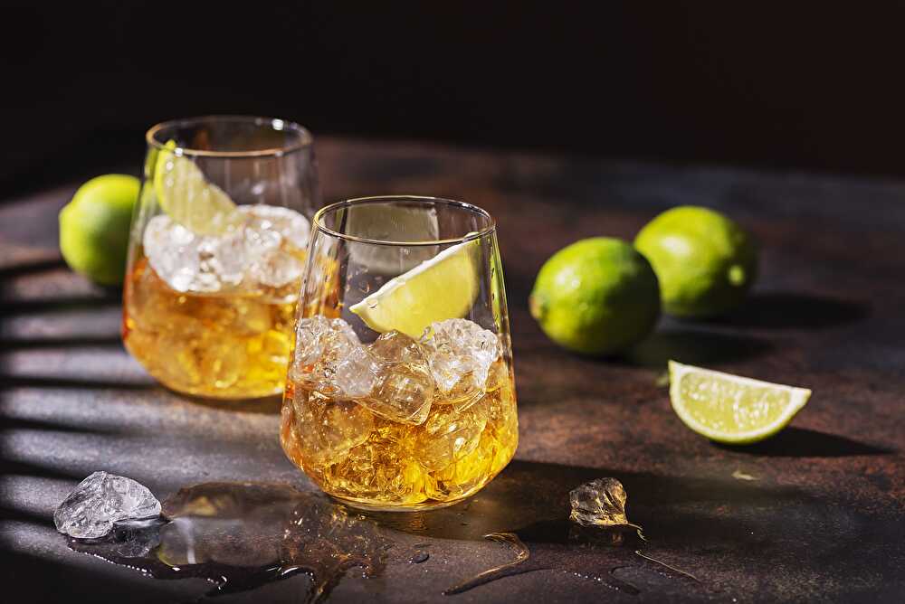 image Éclat Caribéen : Un Cocktail au Rhum Cubain